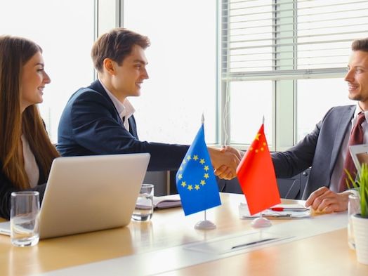 Zalety członkostwa w europejskich stowarzyszeniach naukowych – klucz do innowacji i współpracy międzynarodowej