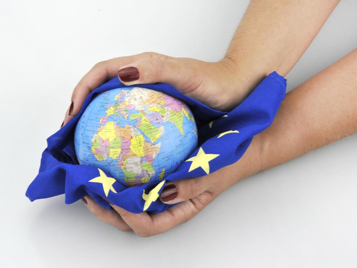 Jak europejskie organizacje wspierają rozwój nauki przez międzynarodowe konferencje